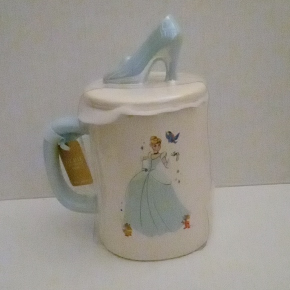 Rae Dunn Disney collectoon Bibbidi Bobbidi Boo Mug wCinderella slipper lid. New - Picture 3 of 8